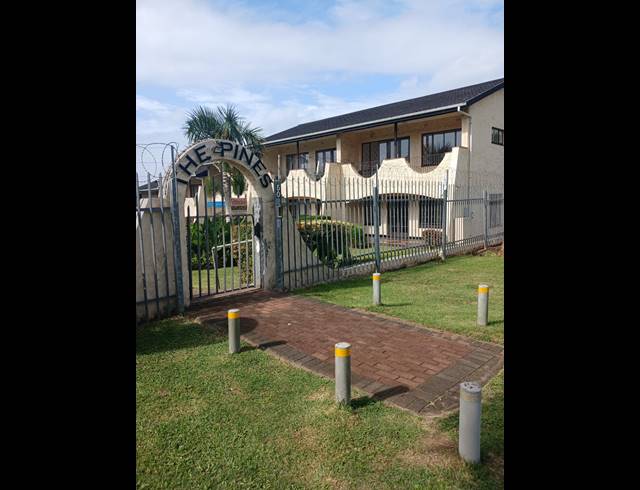 2 BEDROOM DUPLEX FOR SALE IN SCOTTBURGH CENTRAL